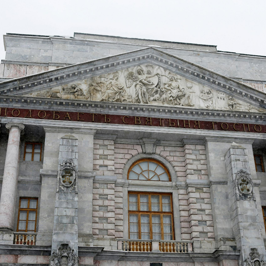 Экскурсия "Мифы и легенды Петербурга" для семьи