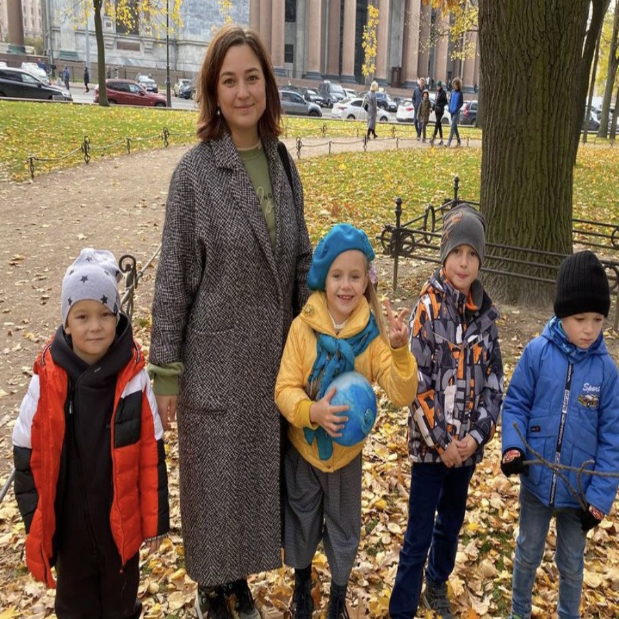 Обзорная экскурсия по Петербургу для детей