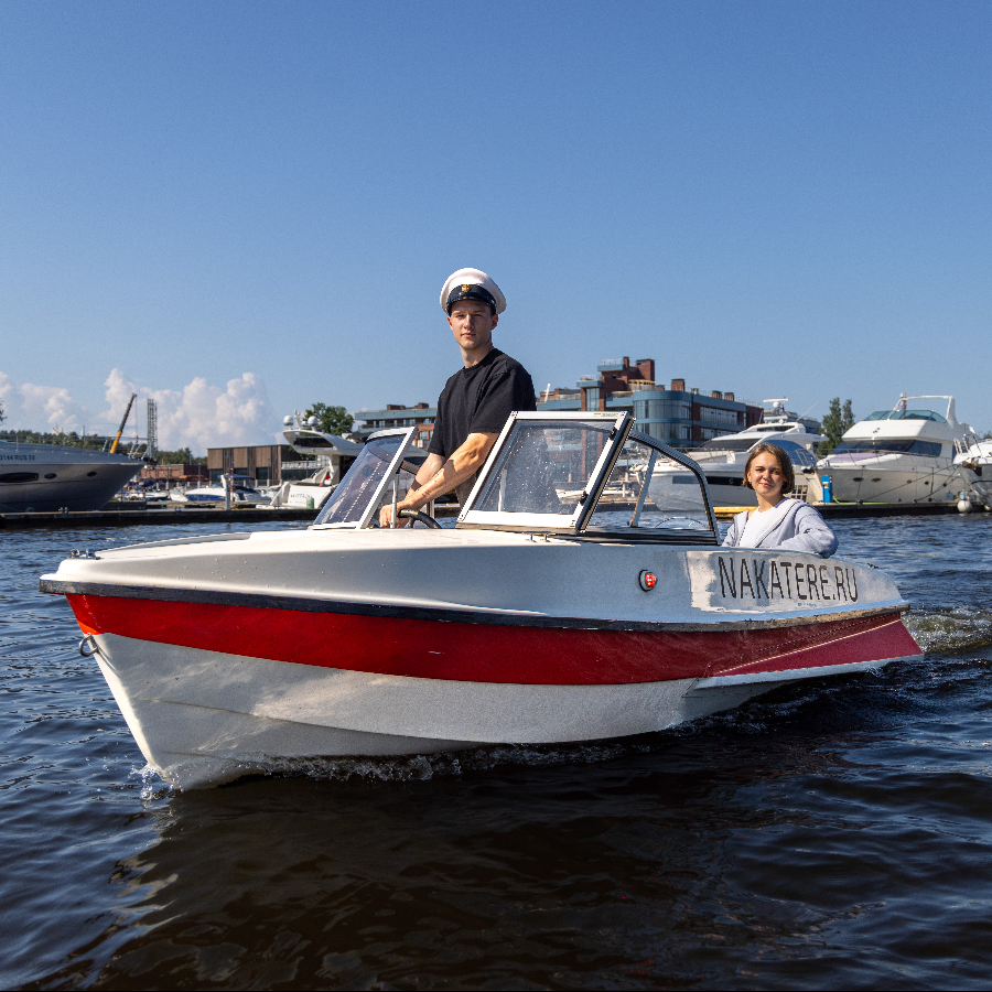 Аренда катера "Шустрый" без капитана (60 минут)
