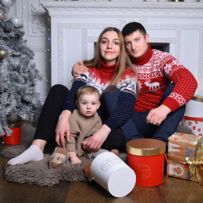 Семейная фотосессия в студии