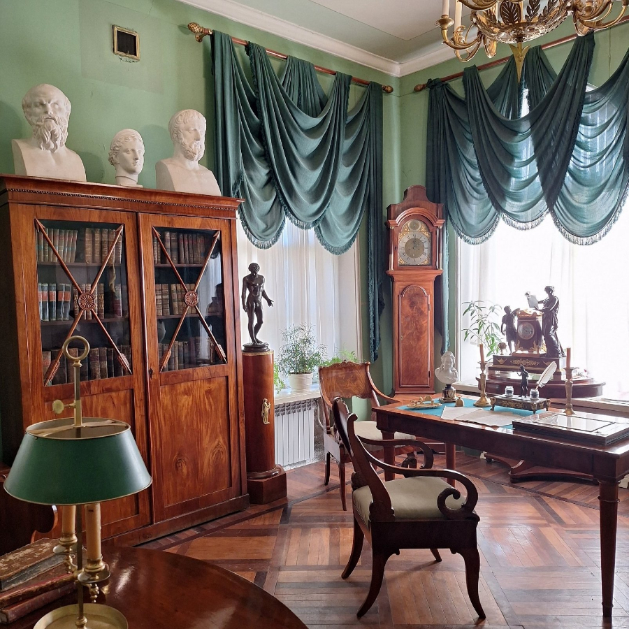 Экскурсия в музей-усадьбу Приютино для двоих