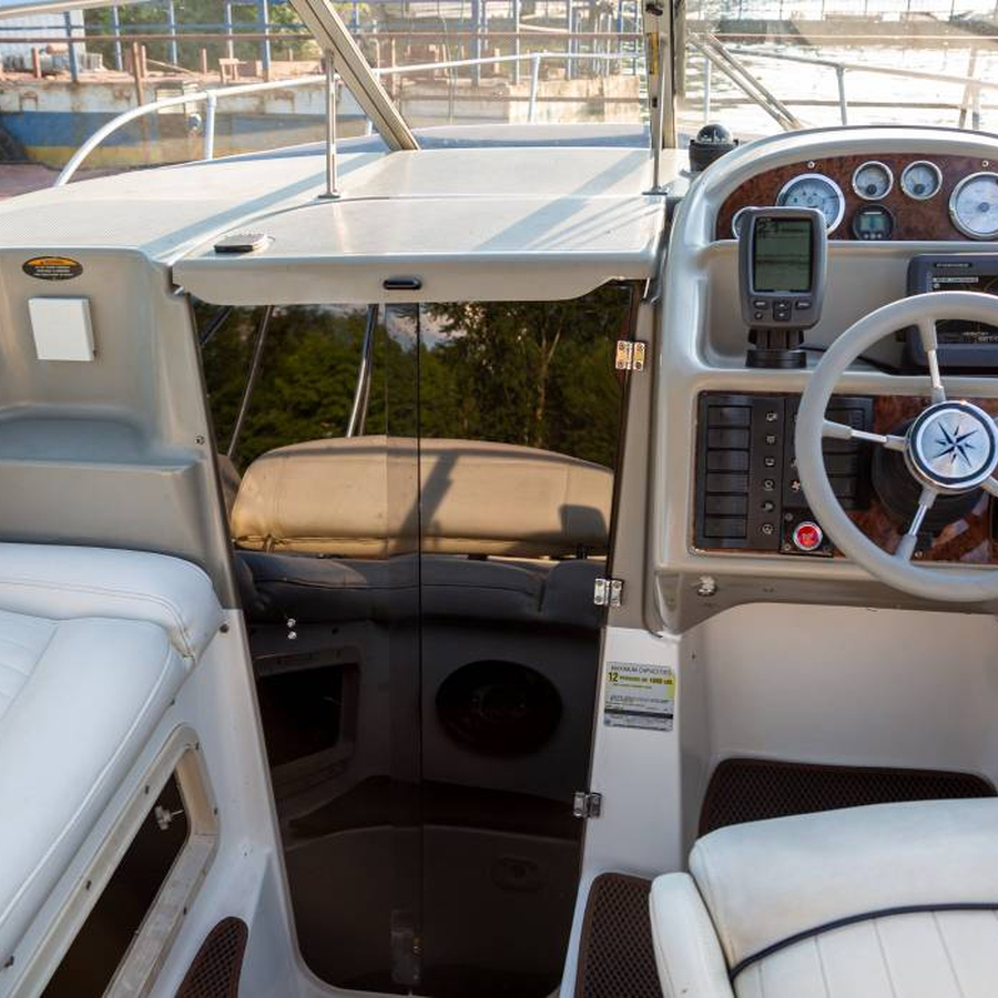 Мальчишник на яхте (3 часа)