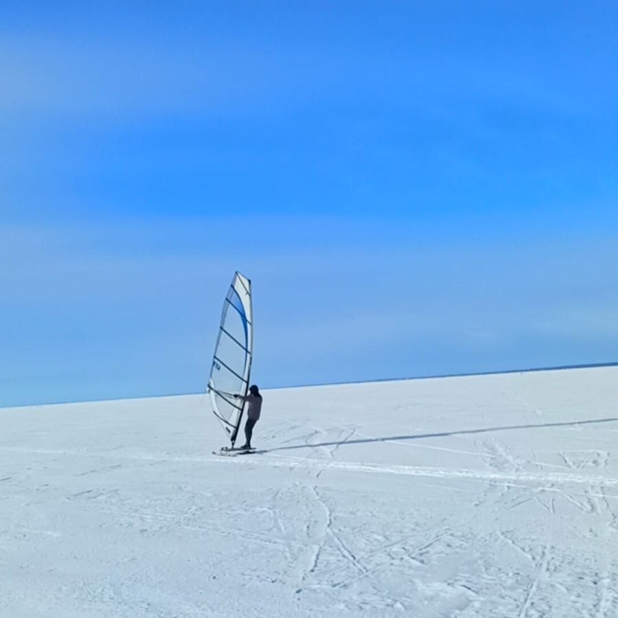 Зимний виндсерфинг для двоих