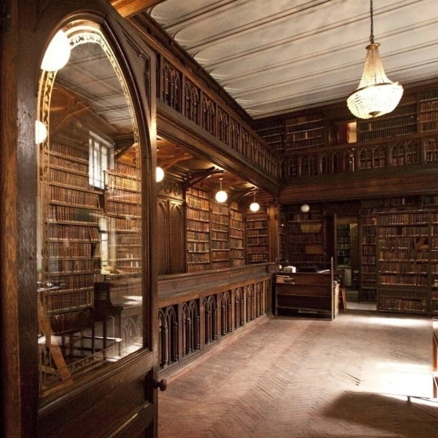 Экскурсия "Библиотека Бестужевских курсов" для двоих