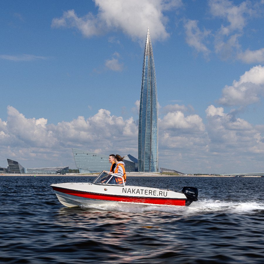 Аренда катера "Шустрый" без капитана (60 минут)
