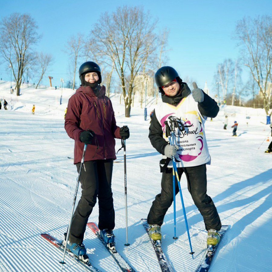 Индивидуальное занятие по горным лыжам ( 1 час)