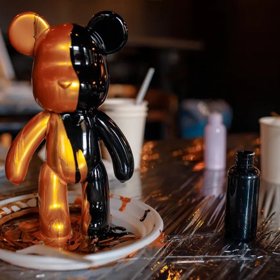 Роспись мишки Bearbrick