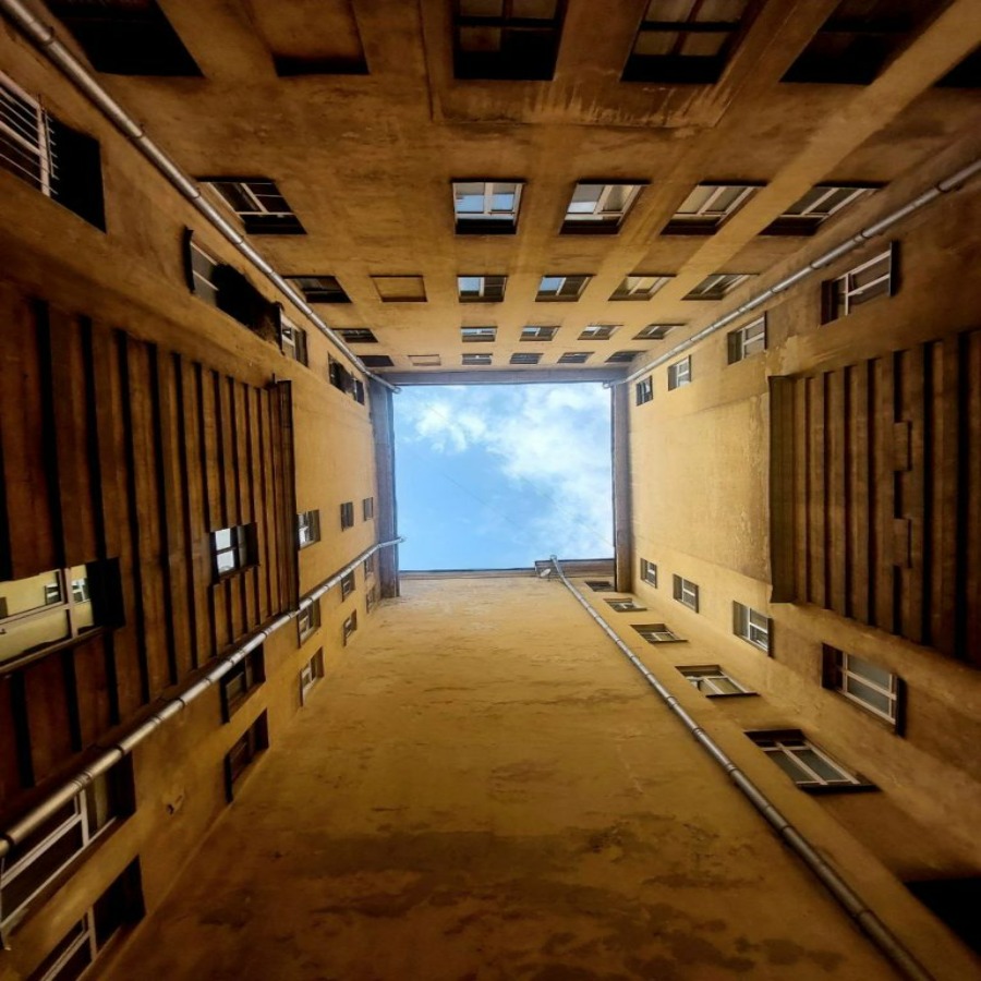 Индивидульный комбо тур : дворы, парадные, крыша для двоих