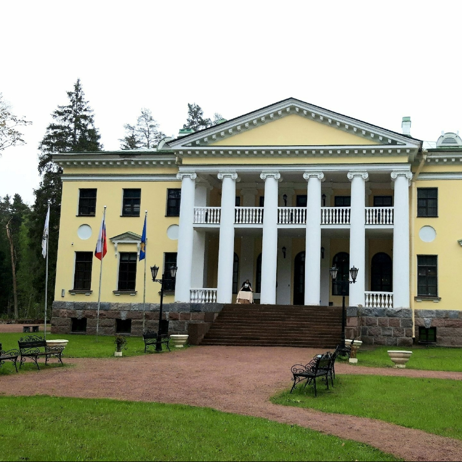 Экскурсия в Порхов с посещением дворянских усадеб для компании