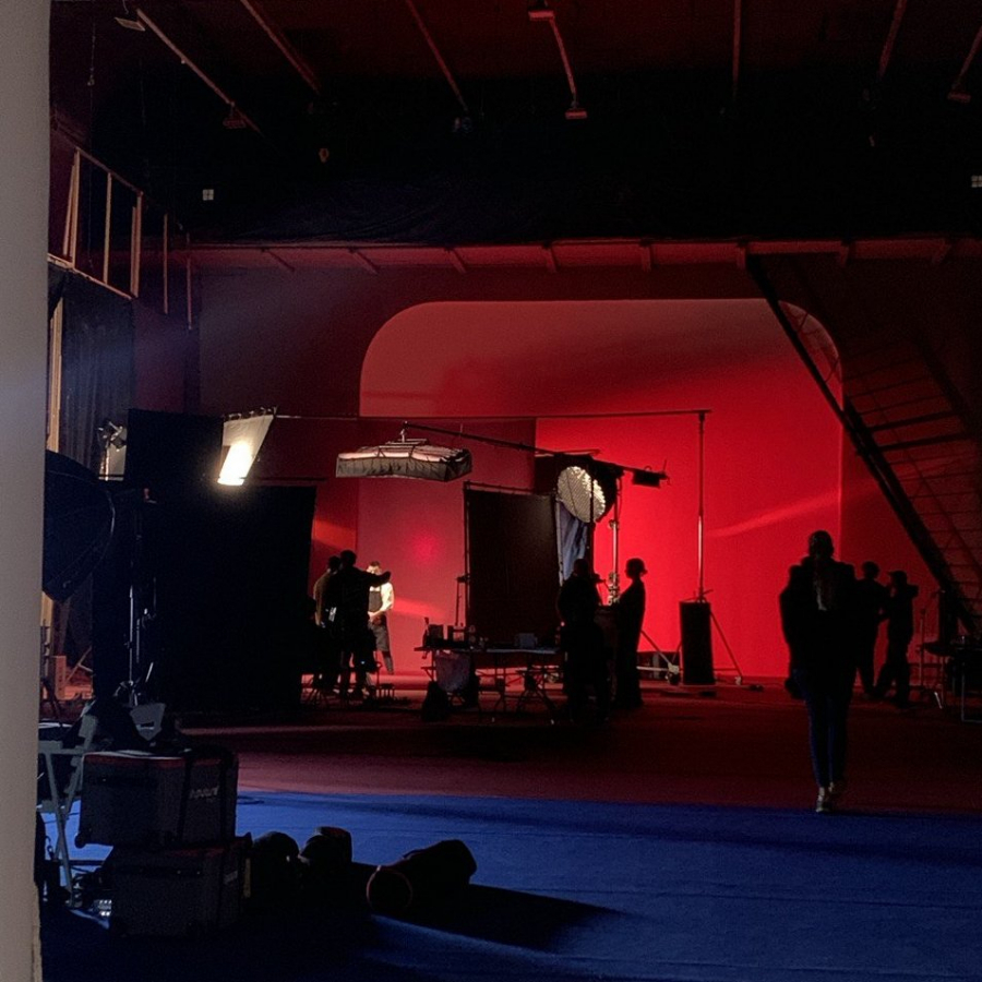 Прогулки по Петербургу: Экскурсия по киностудии «Ленфильм»