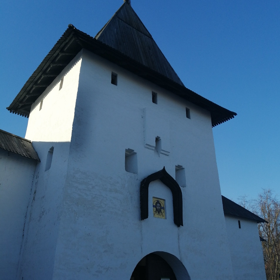 Экскурсия "Время Пскова: от крепостных стен до неизведанных уголков"