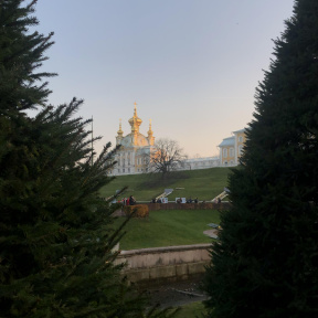 Вечерний Петергоф: Большой дворец, Нижний парк и фонтаны, малый музей нижнего парка для семьи