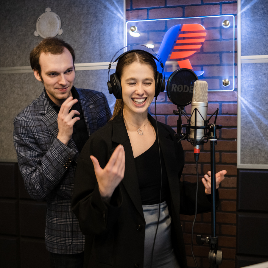 Мастер-класс по озвучке и дубляжу (4 персоны)