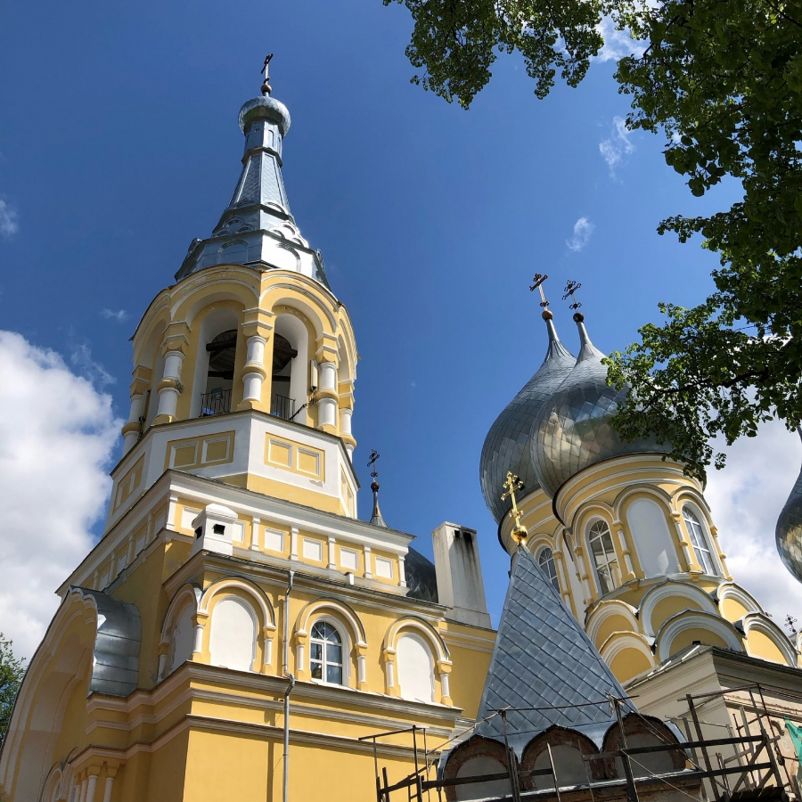 Экскурсия "Святые тропы озера Самро: храмы, тишина и благодать" для семьи