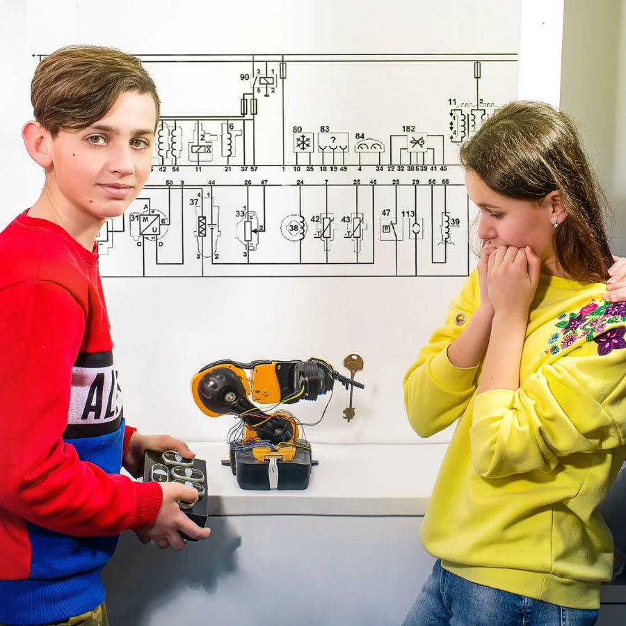 Квест "Западня чокнутого Профессора"