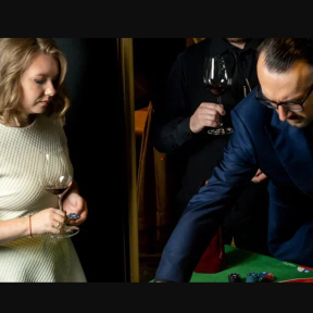 Винное казино для троих