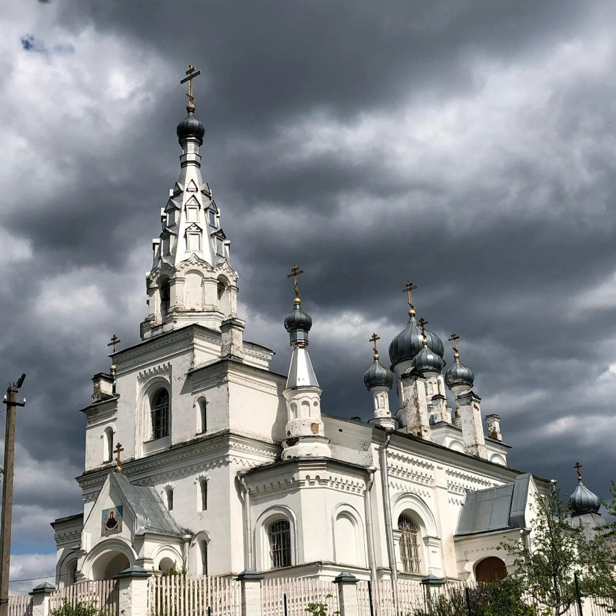 Экскурсия "Святые тропы озера Самро: храмы, тишина и благодать" для компании