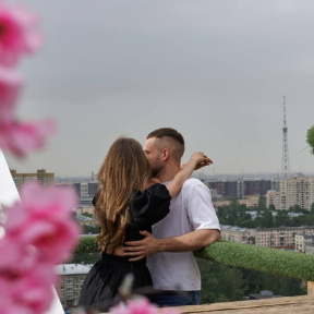 Романтическое свидание на крыше