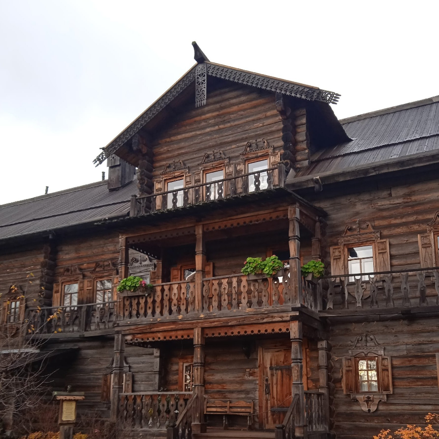 Вдоль Невы до Богословки: экскурсия в парк деревянного зодчества для двоих