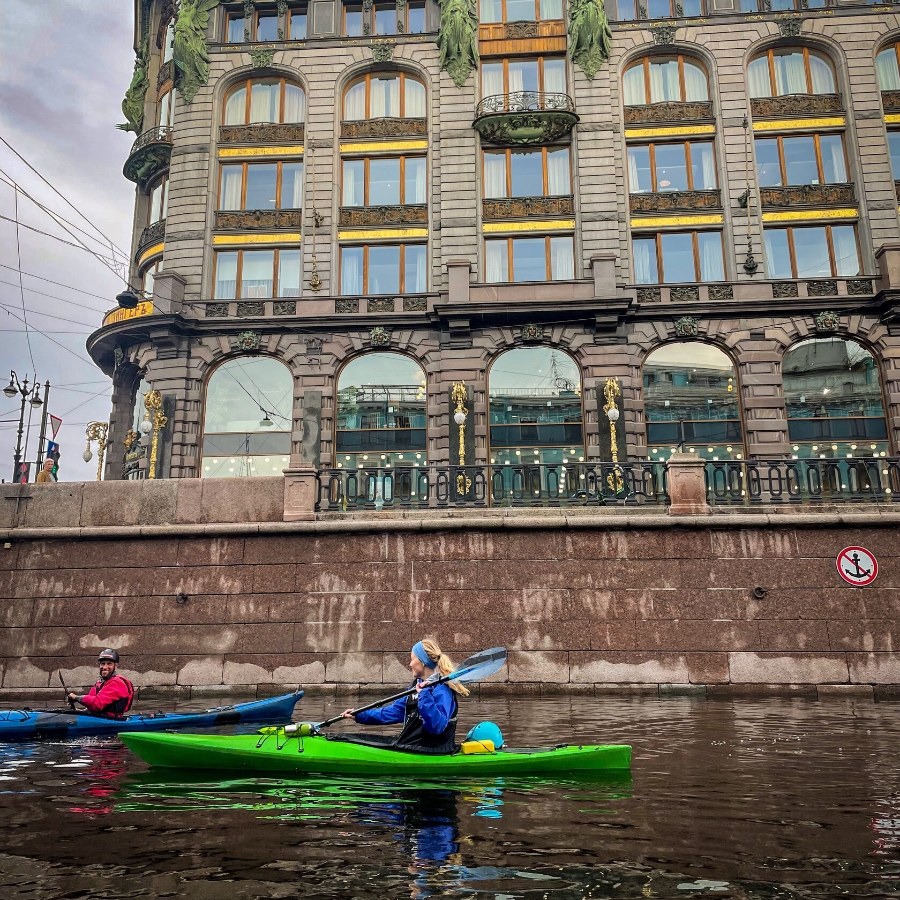 Прогулка на каяках «Новая Голландия и 27 мостов»