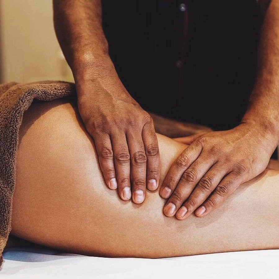 Абхъянга - аюрведический масляный массаж всего тела (1 час)