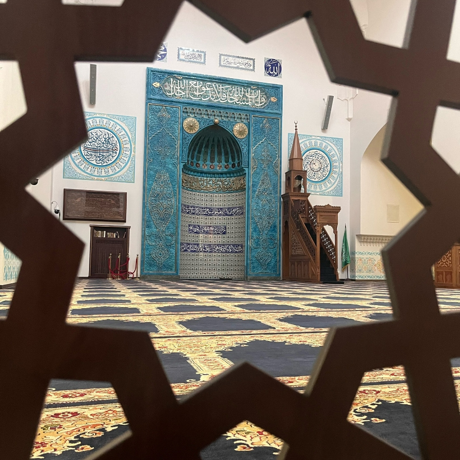 Экскурсия "Мировые религии в Санкт-Петербурге" для семьи