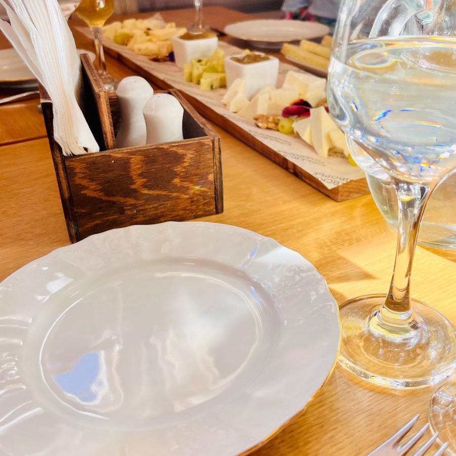 Экскурсия "Гастрономическое приключение в Великом Новгороде" для компании