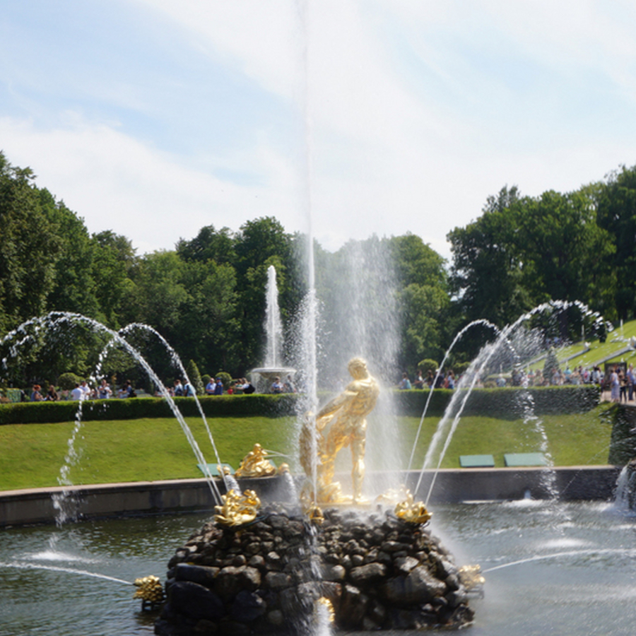 Загородная экскурсия в Петергоф на метеоре