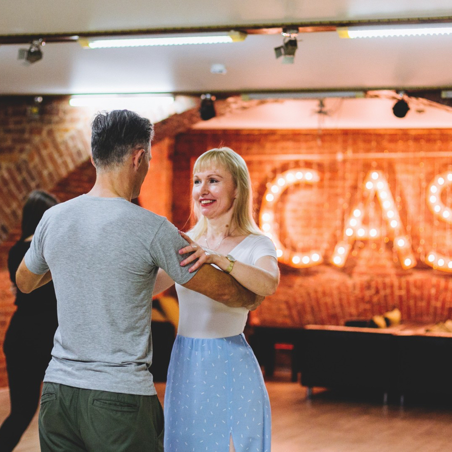 Индивидуальный мастер-класс танго в танцевальной школе Casa Latina для двоих