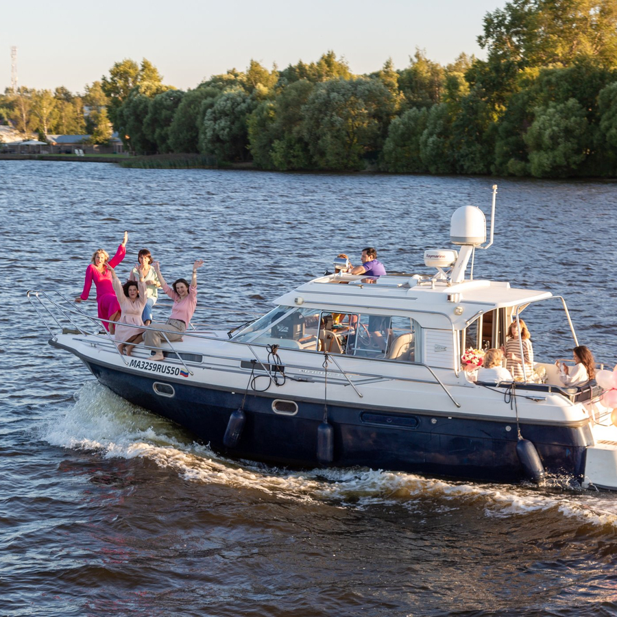 Отдых на яхте для семьи (2 часа)