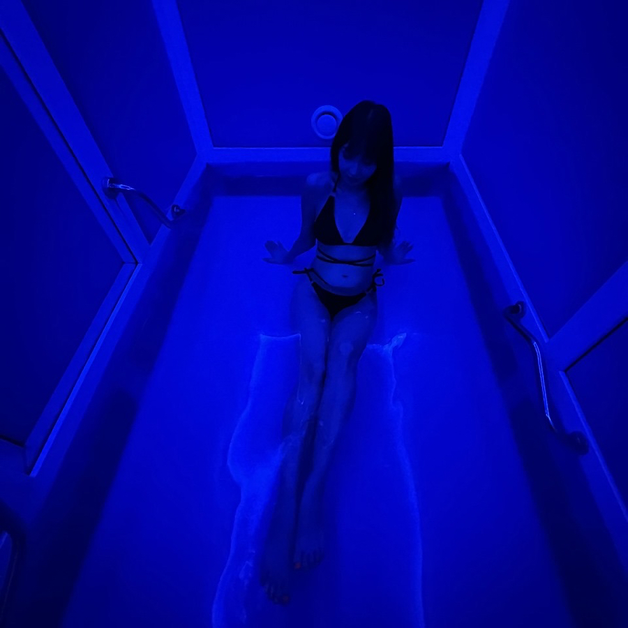 Флоатинг (2 часа)  в флоат-центрe DIVE