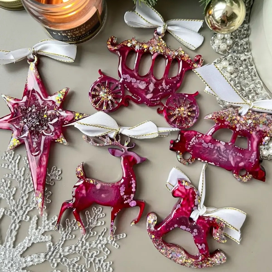 Мастер- класс «Ёлочные игрушки из эпоксидной смолы» для двоих