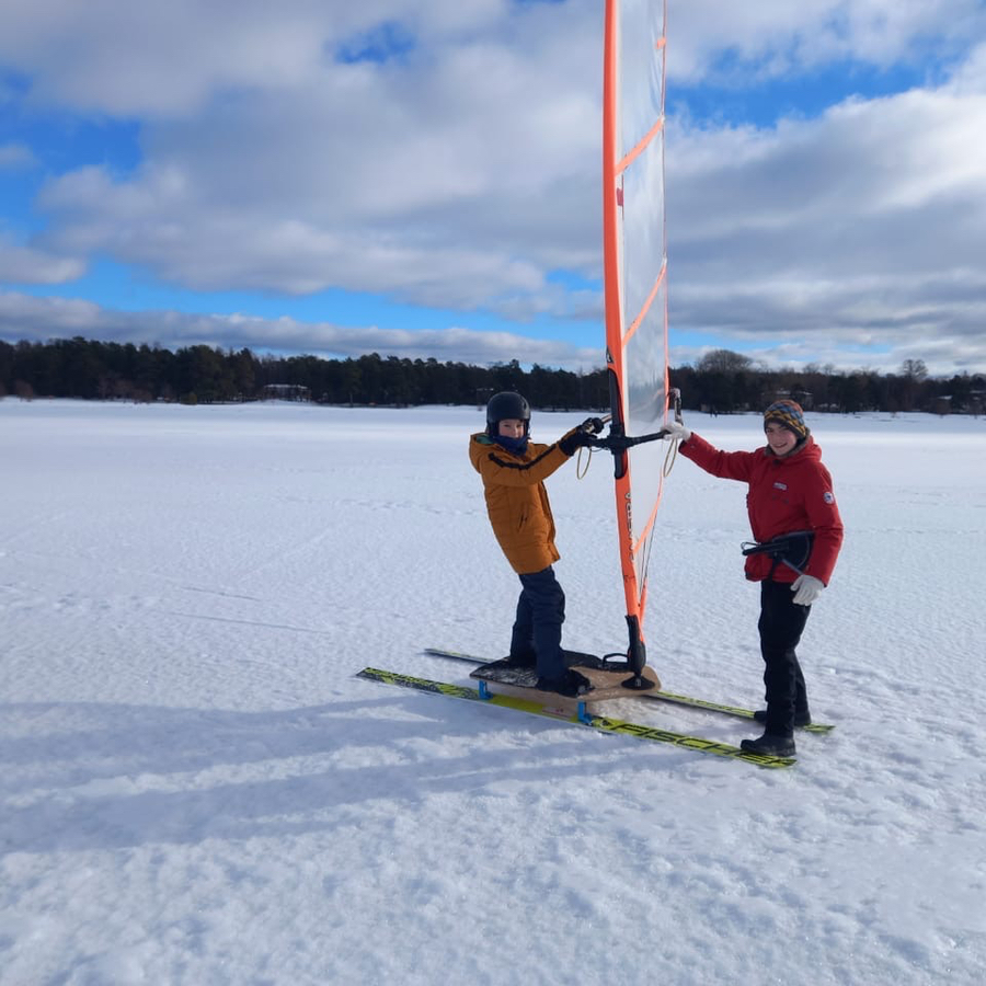 Зимний виндсерфинг для семьи