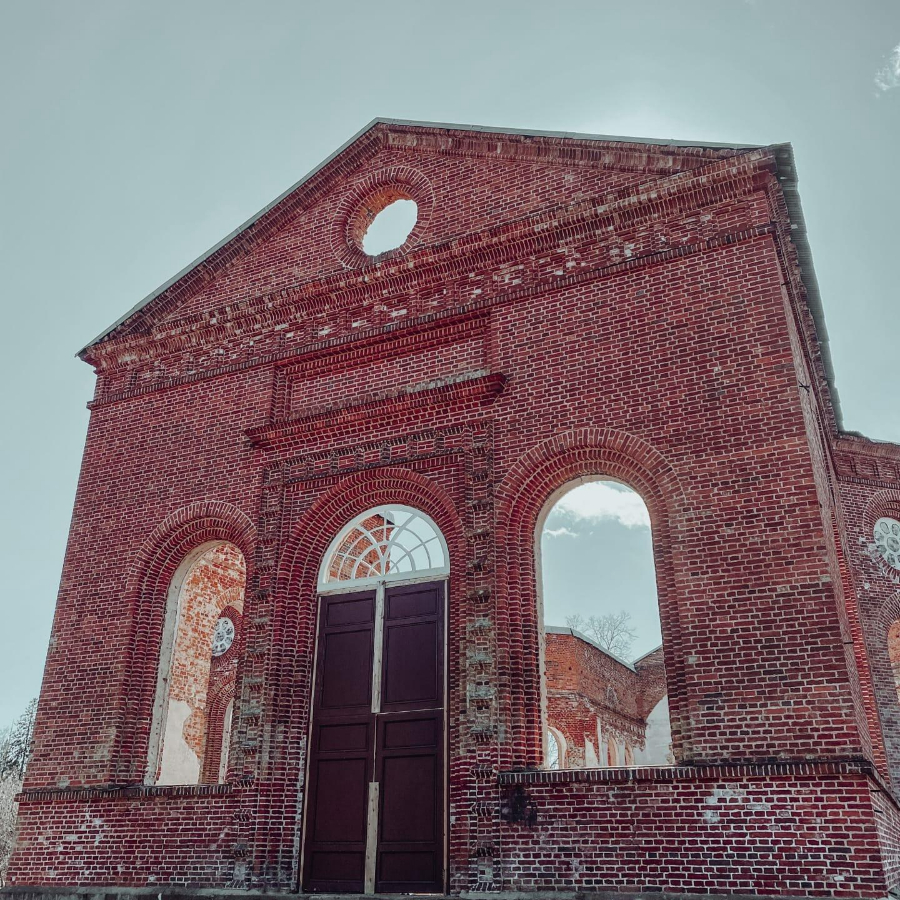 Экскурсия "Южная Карелия: Кузнечное, Куркиеки, Лахденпохья и Долина водопадов" для двоих