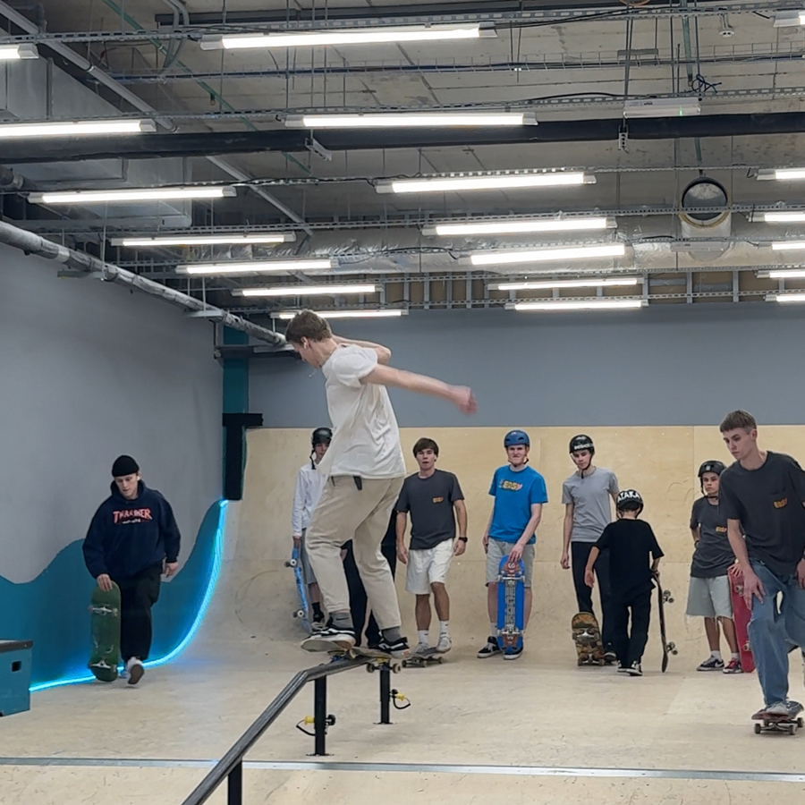 Абонемент на групповые тренировки в скейт- парк (4 занятия)