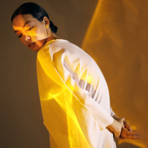 Фотосессия "Игра со светом в студии"