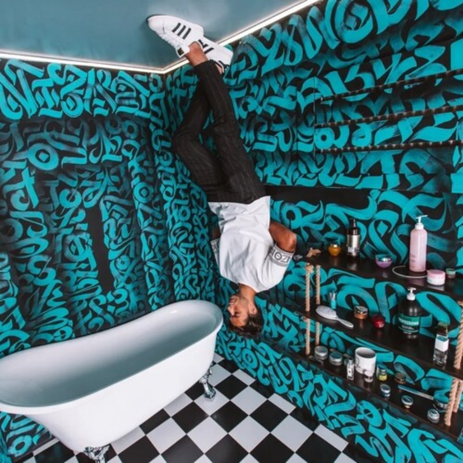 Музей "Дом наоборот" для компании