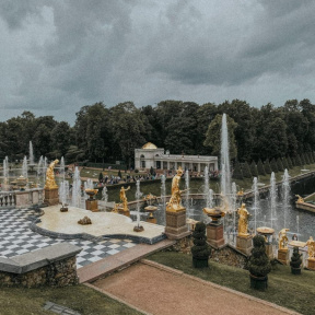 Вечерний Петергоф: Большой дворец, Нижний парк и фонтаны, малый музей нижнего парка для компании