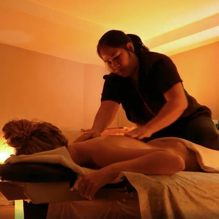 Тайский массаж спины