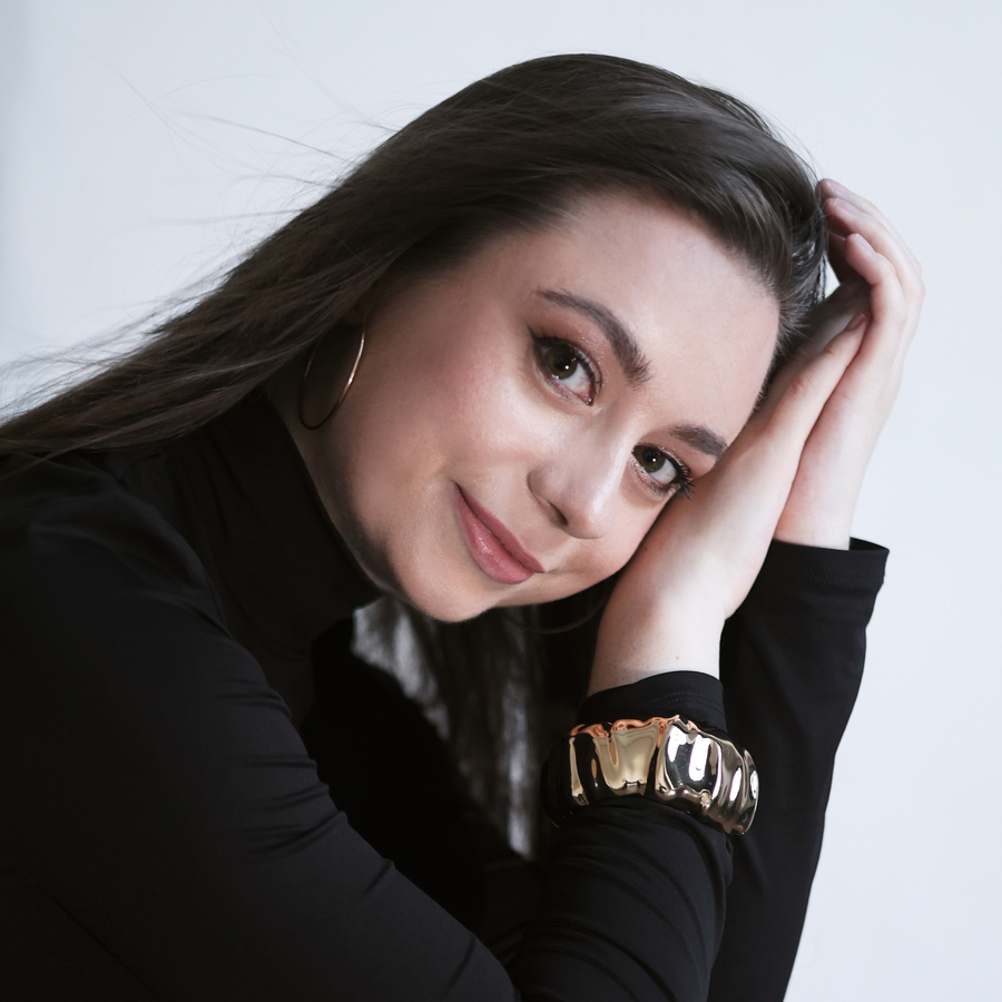 Индивидуальная фотосессия с визажистом