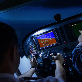 Полет на авиатренажере Cessna 172