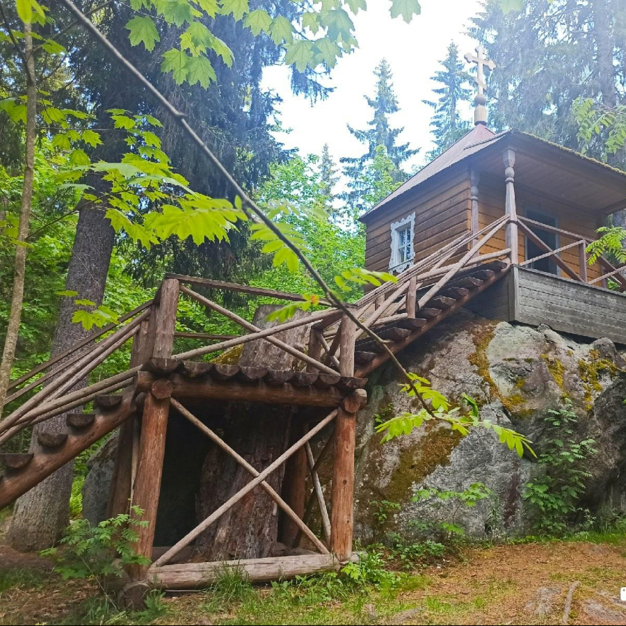 Экскурсия на остров Коневец